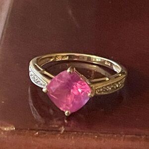 Gold Banded Delicate Size 4 Ring